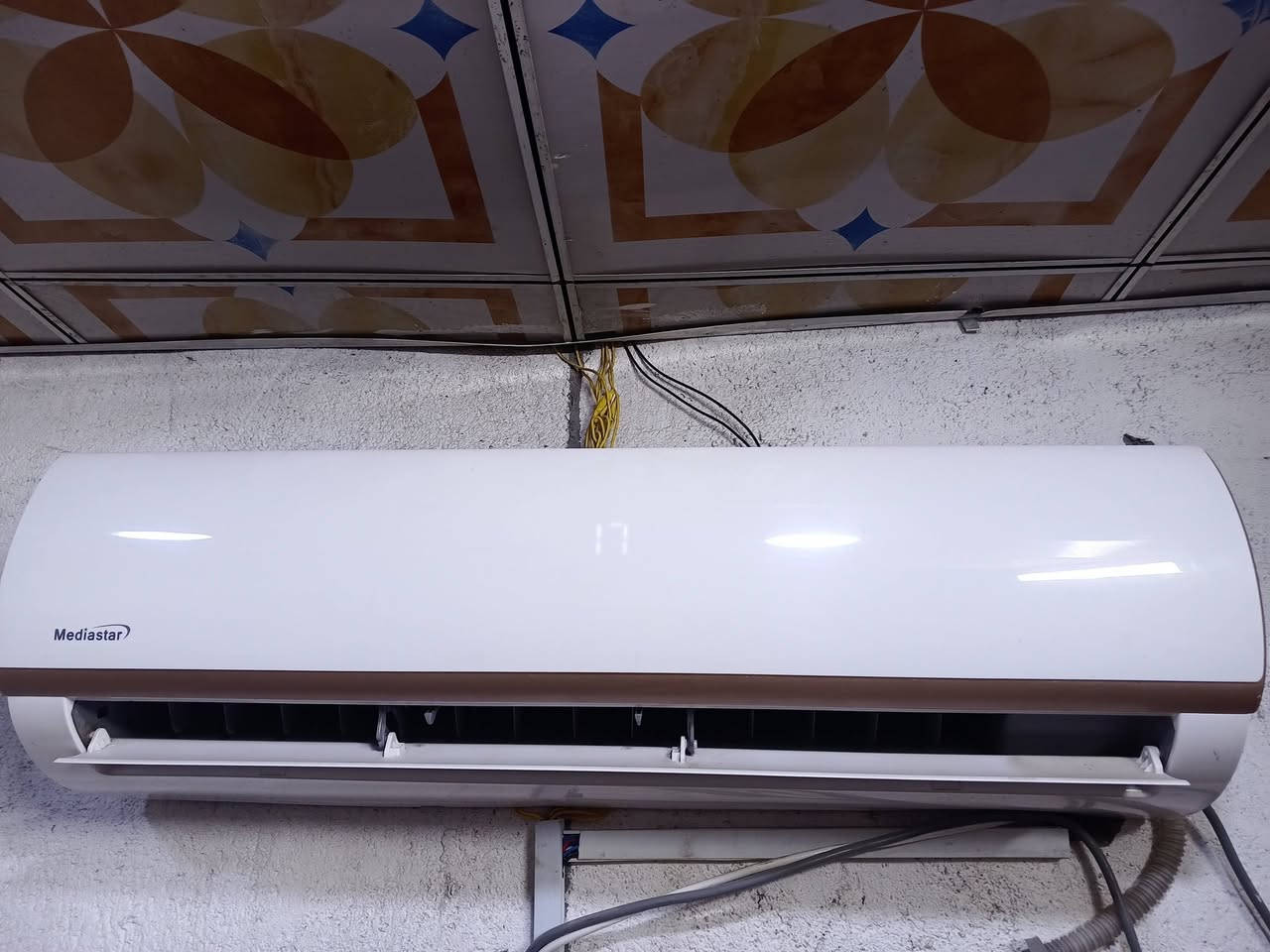 ميديا ستار طن ونص شغال ونضيف كفاله من التصليح 250 بصره زبير *********** متواجد بكل وقت
