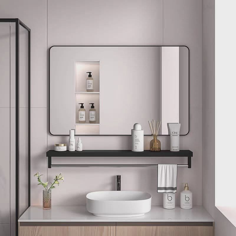مرآة مع رف تصميم عصري 
ابعاد المرآة 80*50 CM 
السعر 55 الراه. المستطيله. من. 40+ 60 cm


**إذا كنت صاحب هذا الإعلان وتريد حذفه لأي سبب، رجاءا أرسل رسالة إلى الدعم الفني**