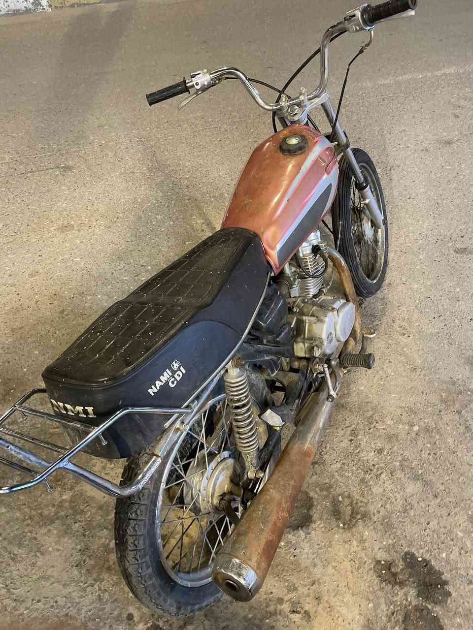 سلام عليكم  درجه ايرانيه للبيع موديل 2013 اوراق وبيه معامله ترقيم وين ما تريد تمشي. تمشي بيه  الدراجه حلوه مكينه مبدل بيه بس ولفات  متواجد واتساب. ***********
