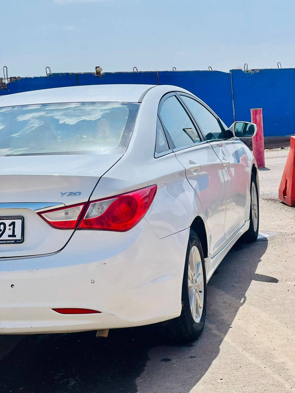 سوناته 13 دخول جديد بانزين بانزين
كصته جنطه 
متوم وكامل رقم نكليزي وسنويه وملسق شرط الحاسبه
مكينه 2000خليجي دوش 
سياره جاهزه من كلشي 
مكاتبه بسم المشتري 
مكاني ناصريه مركز 
سعره مناسب
***********
