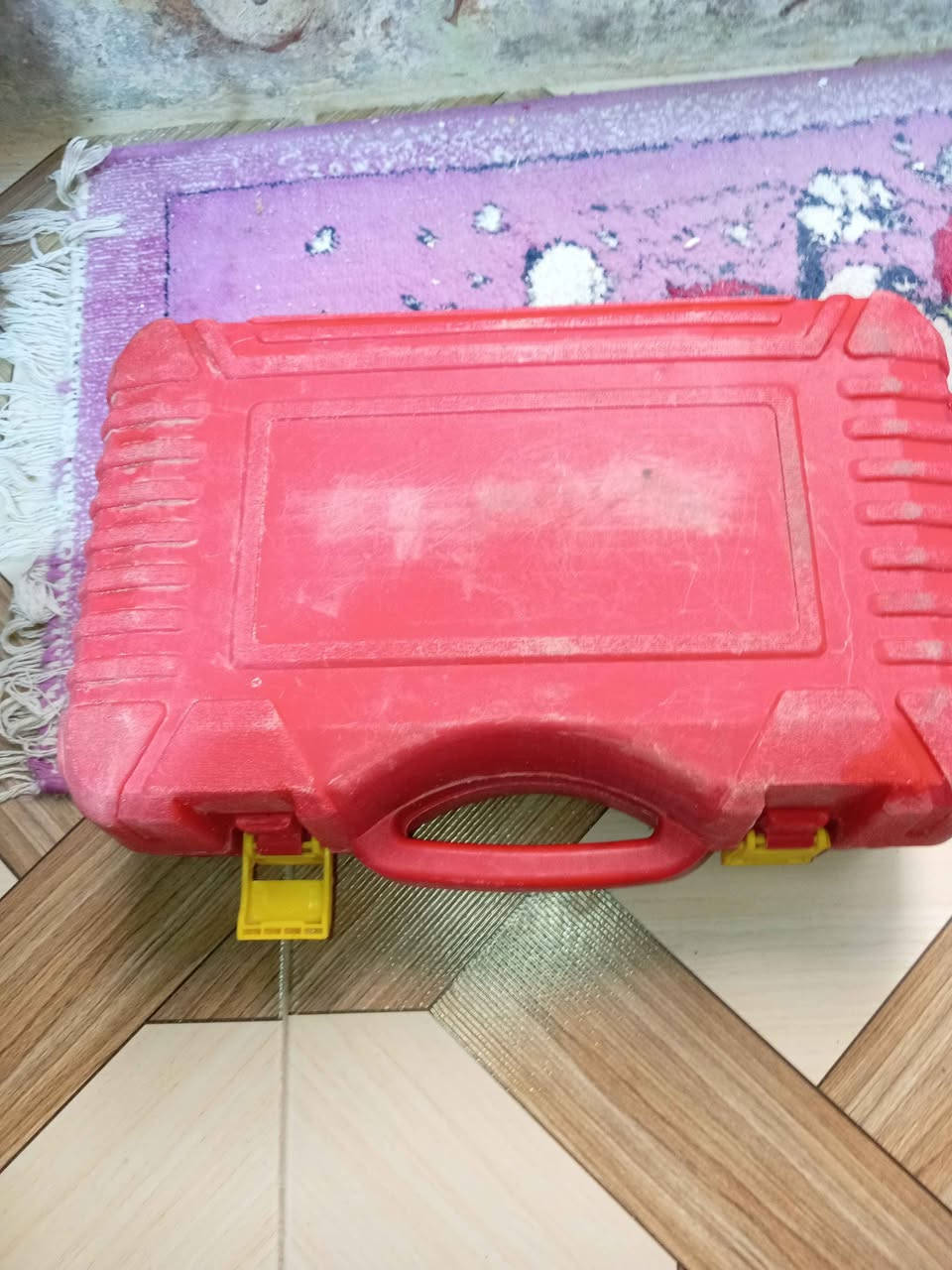 كمبريسر مفاخ هواء سياره نظيف سعره ١٥ لف بي مجال شي قليل رقمي تصل *********** عنوان بصره موفقيه Honolulu, HI
