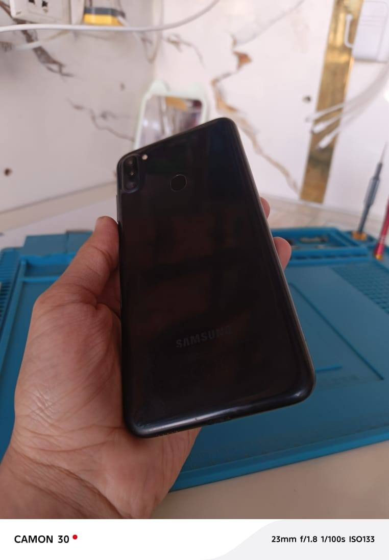 جهاز سامسونغ A11 فيتنامي أصلي
ذ32 خطين ورام بصمتين كامره تخبل شحنه يخبل صوت عالي  تكنيك أتصال كله فول
جهاز مكفول ما مفتوح 
بي فقط فطور مأ مأثره على لمس 
وياه هديه درع وكيبل  ولزكه جديده شادها 
لحجز والاستفسار خاص أو واتساب  ***********
العنوان مجمع بيتي الأول بلوك 10دار 271 ويوجد توصيل  نجف 5محافظات 8
جهاز على فحص
