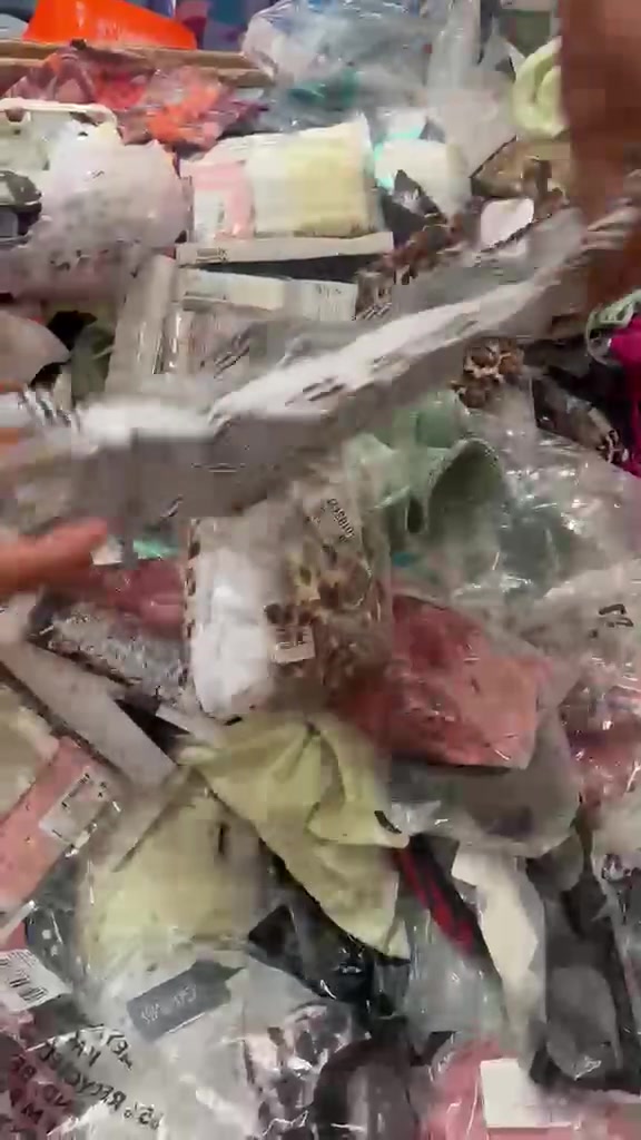 ✨ لأصحاب تجارة الجملة الذين يبحثون عن منتج راقٍ يرفع مستوى تجارتهم…
نقدّم لكم تشكيلة مميزة من الملابس الداخلية النسائية – مكس براند (اسوس _ ليفتيز _ ديفاكتو)

🌸 أناقة فائقة – راحة مثالية – تصاميم جذّابة
• خامات عالية الجودة تمنح ثقة وراحة طوال اليوم

• موديلات متنوعة تلائم مختلف الأذواق
• أسعار منافسة تمنحكم أرباحًا قوية

📲 للطلب والاستفسار عبر واتساب:
00971543016152


**إذا كنت صاحب هذا الإعلان وتريد حذفه لأي سبب، رجاءا أرسل رسالة إلى الدعم الفني**