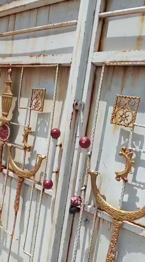 سلام عليكم
بيت للبيع مساحه 250متر زراعي سند 25
يحتوي على استقبال ومطبخ وصاله 2غرفه وصحيات 
العنوان تاجي 24ابو عضام زراعي سيد مولى مقابيل مولد بيت موحان السعر خاص 
الاستفسار والاتصال على الرقم ***********
