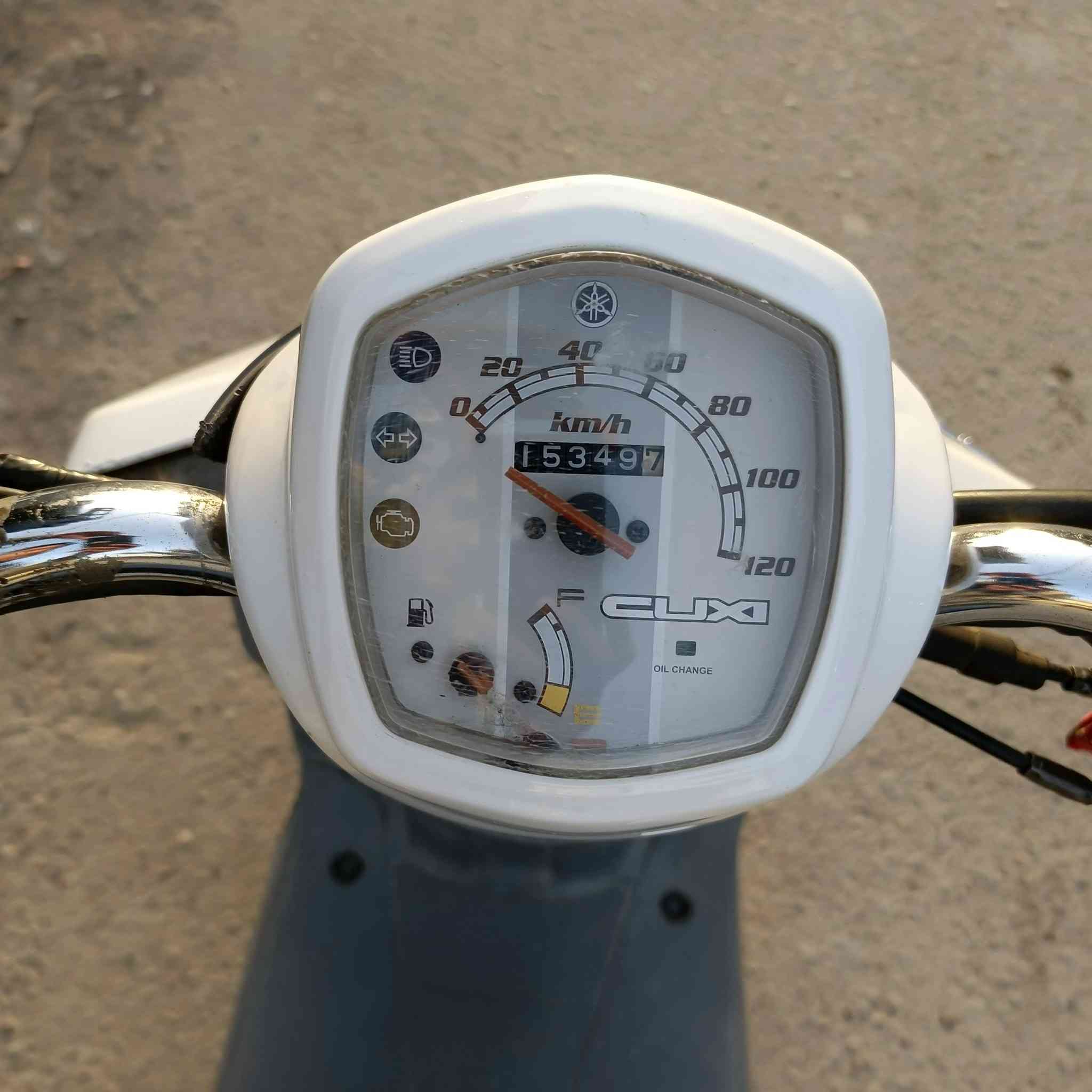 دراجه ماكس بوليسي نوزل شخطتين كفاله عامه بس مشكله بسيطه تبديل اجويتر فقط سعرها 700 تواصل عل رقم ***********
