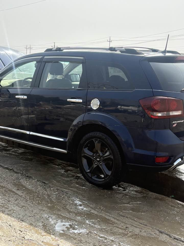 🚗 للبيع: دودج جورني موديل 2019

السيارة بحالة جيدة وجاهزة للفحص
 • رقم التسجيل: بغداد
 • 6 سلندر
 • مكينة وجير جدد
 • حادثة بسيطة (مأثرة شكليًا فقط)
 • تبريد: 3 قطع
 • كشن جلد
 • تخم تايرات جديد
 • السيارة نظيفة ومرتبة

💰 السعر: 140 قابل للتفاوض بعد المعاينة
📍 المكان: ذي قار
📞 رقم الهاتف: ***********

للجادين فقط 🌹
