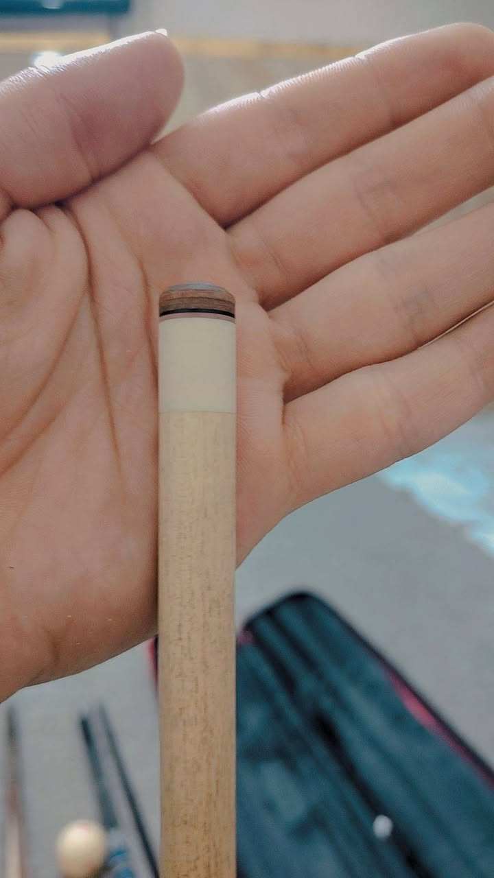 سلام عليكم
فيوري طرحه قديمه نضافه ١٠٠/١٠٠ كدام عينك
كيوب كاربون كسره نضافه ٩٠ /١٠٠
صول
قاعده مال جوك وجوك
جنطه ٤/٣
كيوبات عدله موس
سعر ٣٠٠ 👋👍


**إذا كنت صاحب هذا الإعلان وتريد حذفه لأي سبب، رجاءا أرسل رسالة إلى الدعم الفني**