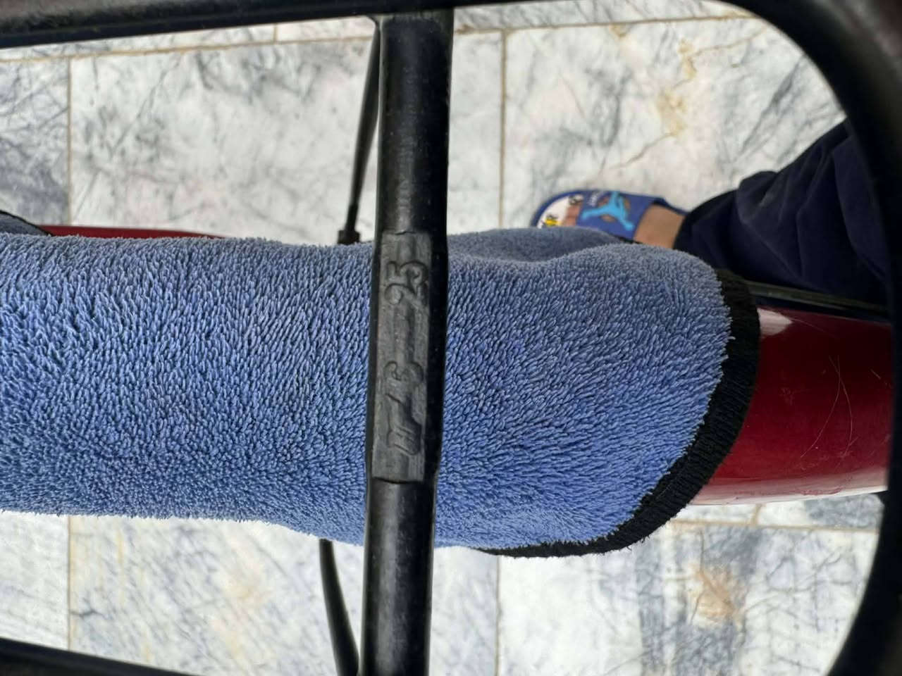 يالله سلام عليكم بايسكل ياباني البيع جديد ماروني نضيف البريكات شغاله تيرات نضيفه متروس ختومات مديل 2018 حجم 26 شغلاته موجوده البيسكل امطلعه حاويه الاستفسار على هاذه الرقم ***********
