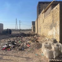 قطعه ارض للبيع مساحه ١٠٠ متر خلف السده مقابيل ابو هيثم خلف مصطفى الوحش...