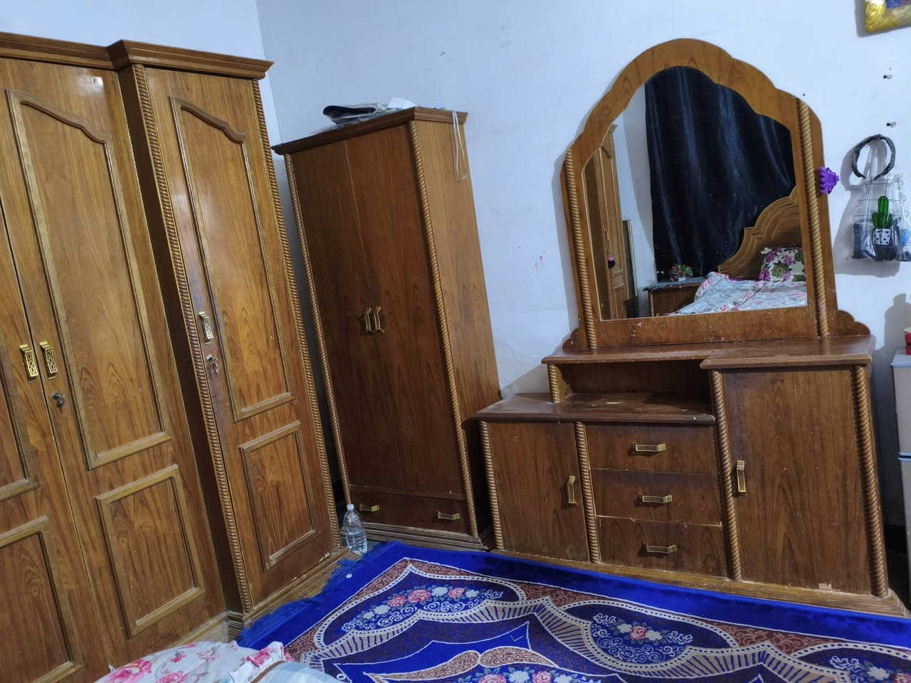 غرفة نوم للبيع صاج عراقي تفصال 
سعر 1750000مليون وسبعمائة وخمسون الف 
دوره جمعيه خير الله 
للاستفسار ***********
