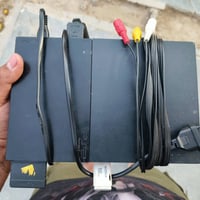 بلي 2 للبيع سعر 25 نقص بس جوستك  ‏‪07735101638‬‏