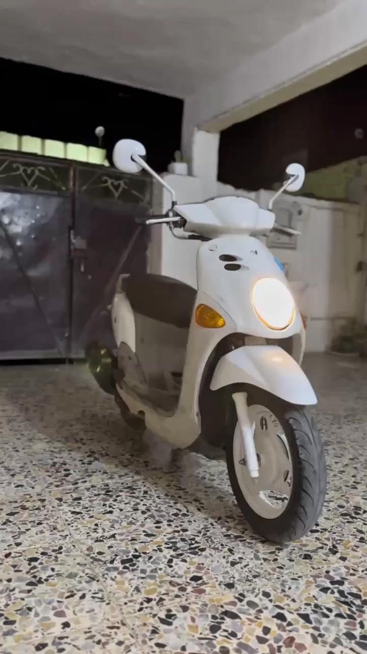 دراجه فله للبيع مكفوله من كلشي السعر ب950 وبيه مجال العنوان كوت خاجيه وهذا رقمي ***********
