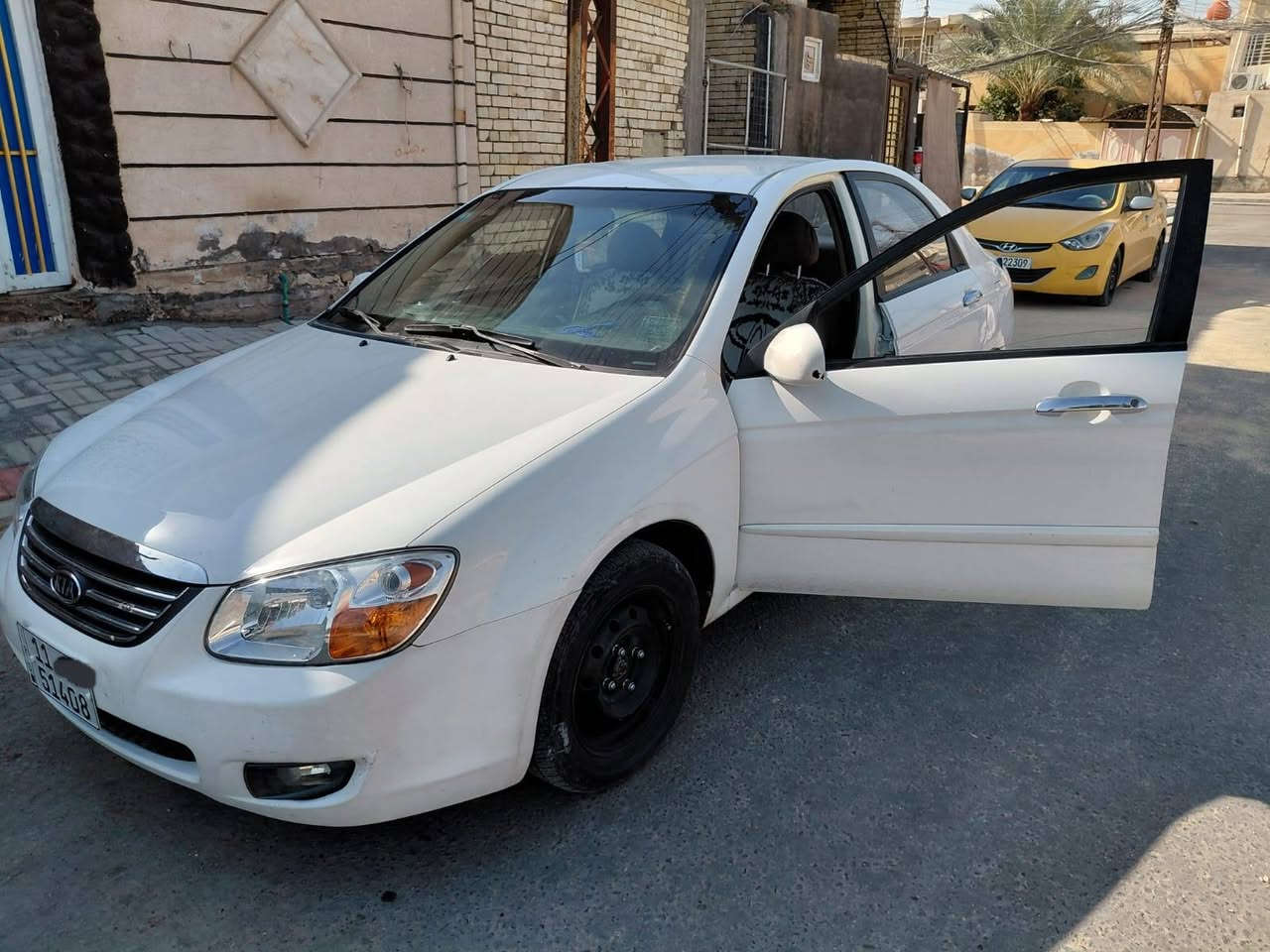 سيراتو خليجي موديل 9 رقم بغداد 
السعر 90 وبيها مجال 
***********
العنوان كربلاء
