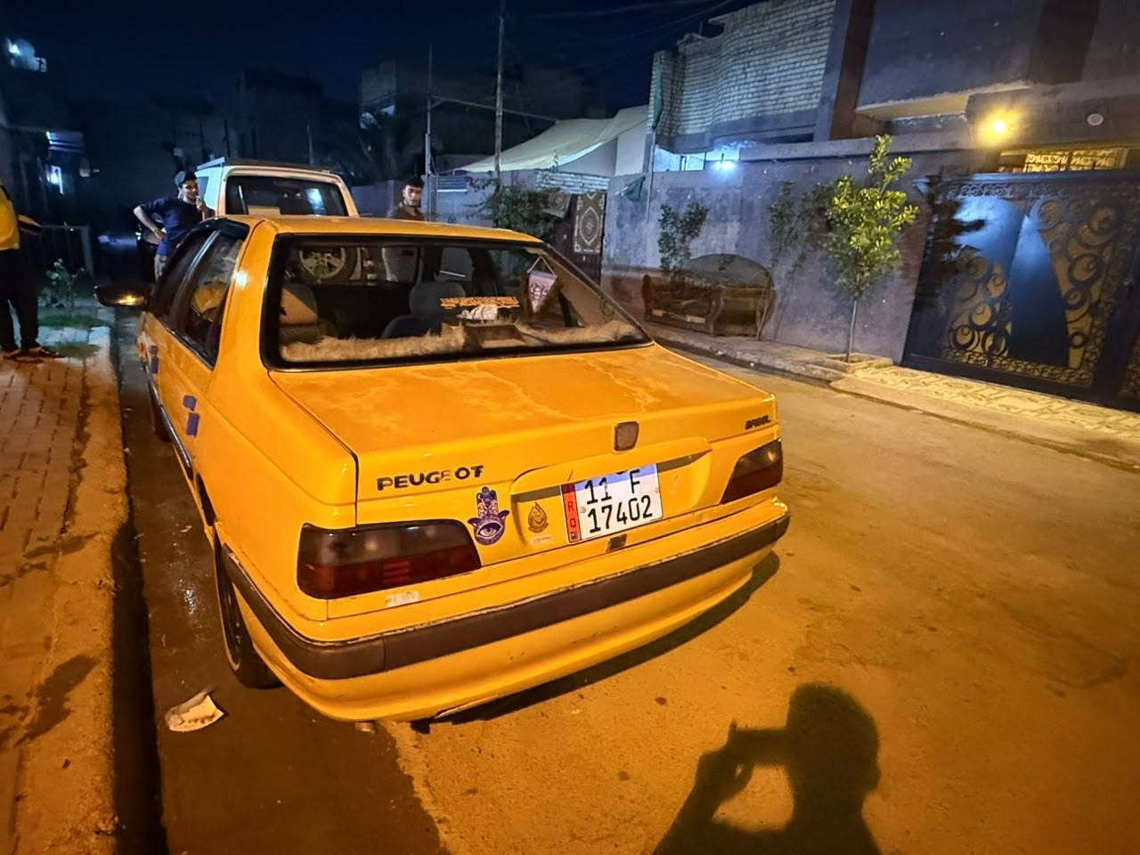 بيجو بارص موديل 15 مكينة وكير خير من الله
سنوية ساقطة صارلها شهر
تجي تكلب وشوف سياره معروضه 43 بية مجال حك جية مكان بغداد شهداء العبيدي
***********

