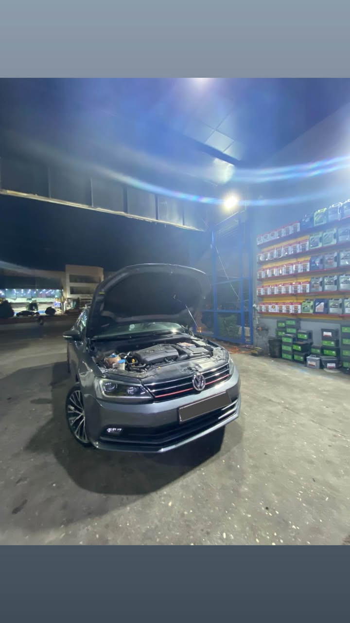 ڤۆلگس واگن چيتـە…
مۆدێل_٢٠١٦
مەکينە ١٨ توربۆ
ڕەنگ__نەفتی
مواسـەفات کەنەدی sel
____..____
گێر و مەکينە و تەبريد و رادێتەو بەوابەی بە شەرت هەموو بيلاديە
 بێ ژوورێ بێ ئێرباک
پشت و پێش کەپس

سێرڤیسی کاملی لۆ کراییە فول فول ٤ پارچەو یەک بەستی هەیه

…………
تحديد سرعە
کوشن جلد
کوشن هيتەر گەرمی
بەسمە
زۆر مواسەفاتی تر
شوێن هەولێر
*********** أربيل, العراق
