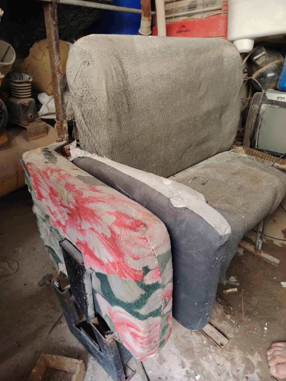 كشن قلاب للبيع السعر ٥٠ مكاني كربلاء ***********
