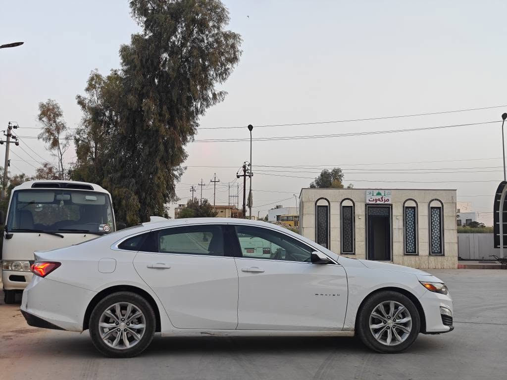 ‎شۆفلێت مالیبۆ 2019

‎مواسەفات LT
‎بەسمە
‎شەغال 
 دەرگای بەسمەیە،‎تەبرید مەرکەزیە ‎سوکان ڤۆلیۆم ،،‎تەحدید سورعە ،،‎کوشن کارەبا 

‎سەیارەکە بەس بونیتی بۆیاخە بێ ناوگرتن و ئێرباگ  ،،رەسم سۆنەرو رەقەم شانسیم داناو

‎(گێڕو مەکینە نەکراوەتەوەو نەش گۆراوە 110 mil رۆشتوە
یەک کئشەی بەسیتی هەیە هەندێ جار بەس لە گێری D کەمێ تاخیر ئیعاز وەر ئەگرێ ،،
ماباقی مکینەو بەردی اکزۆزۆ تۆربۆو  حەماوەو تەبریدو هەموو گیانی بەشەرت..

سعری 99$ یەک تۆزز مەجال 

‎سنوی  بە ناوی خۆموەیە تازەیە ٢٠٢٦تا کۆتایی 
***********
*********** السليمانية, العراق

