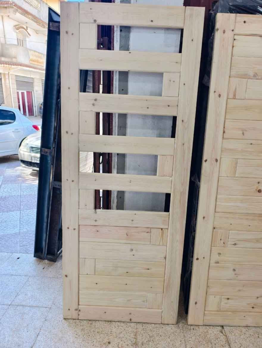 Porte Cuisine Sans Cadre Bois Rouge 
Porte  bois rouge Sans cadre
✅ longueur 210cm
✅ Largeur 83cm

في "Remarque"
✅كتابة اتجاه فتح الباب
 
➡️Ouverture gauche 
(فتح اتجاه اليسار)
➡️Ouverture droite
  (فتح اتجاه اليمين)
بالنسبة للتوصيل لهاذ المنتج 🚚
 
✅ فالعاصمة
⬅️ التوصيل 1000دج
 
✅ بليدة و بومرداس و تيبازة
⬅️التوصيل 2000دج
 
✅📍 شلف – تيارت  -أم بواقي- باتنة -  تيسمسيلت – بجاية – بويرة – تيزي وزو – عين دفلى –  سطيف – سكيكدة – سيدي بلعباس –مدية – قسنطينة – مستغانم  – معسكر – وهران – برج بوعريريج – عين تموشنت – غليزان 
⬅️ التوصيل لباب الدار بـ 3000دج

✅تلمسان -سعيدة - عنابة - طارف جيجل - قالمة - تبسة  - سوق أهراس - خنشلة - مسيلة
⬅️ التوصيل لباب الدار بـ 4000دج

✅ميلة 
⬅️ التوصيل لباب الدار 5000دج 

✅الجلفة - الاغواط - بسكرة-البيض 
⬅️ التوصيل لباب الدار 9000دج. الأربعاء, الجزائر


**إذا كنت صاحب هذا الإعلان وتريد حذفه لأي سبب، رجاءا أرسل رسالة إلى الدعم الفني**