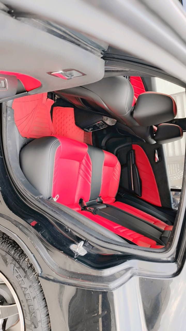 جاجر ٢٠١٣ خليجي
SXT
رقم وسنويه جدد تحويل مباشر 
تفاصيل السياره كامله بمقطع فديو داخل المنشور 
سياره فووول للاخير 
السعر ١٥٥ وبيه مجال بسيط 
م ***********
