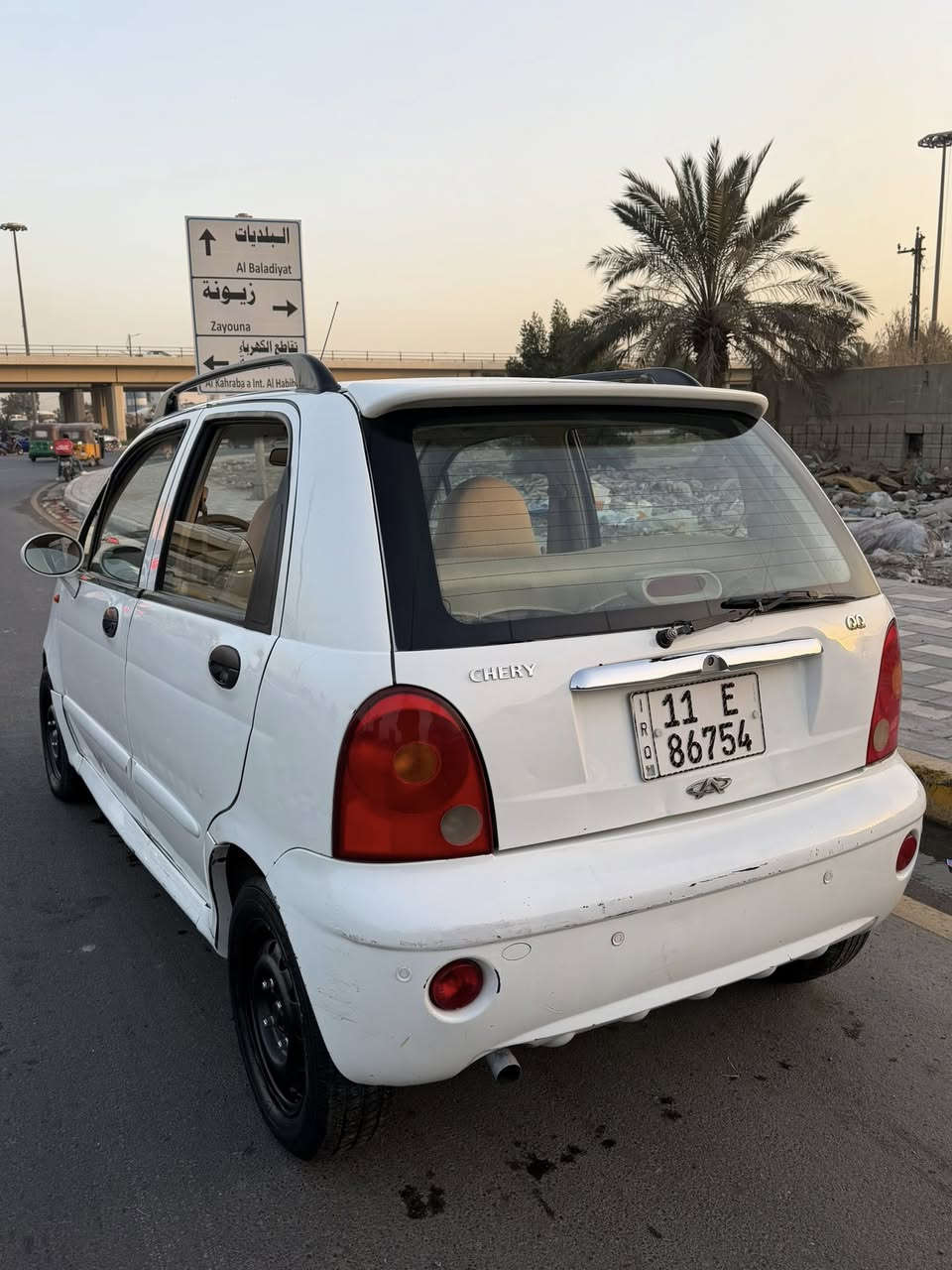 السلام عليكم كيو كيو 2013 رقم بغداد انكليزي
سياره نضيفه بدون صبغ محرك وكير جدد تبريد شغال 

السعر ( 30$ ) مكانها بغداد ***********
