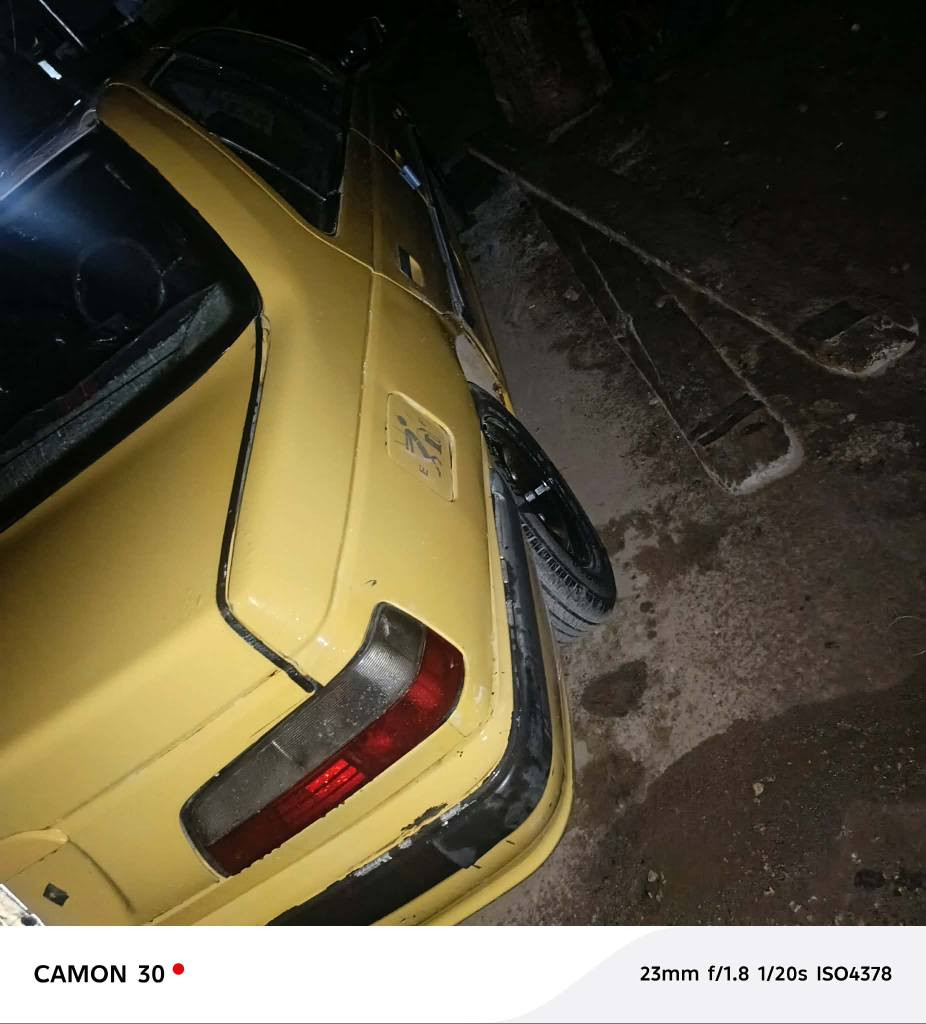 بيجو بارص للبيع جاهزه مكينه كير حداديه رقم بغداد ***********/***********
