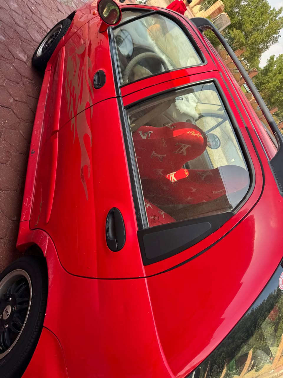 كيوكيو موديل 12 رقم واسط 
كير اوتوماتيك 
كير محرك نظيفات 
صدر جديد 
سياره جاهزه 
مكان السياره بالكوت
السعر 28 
*********** دهل اوران, واسط
