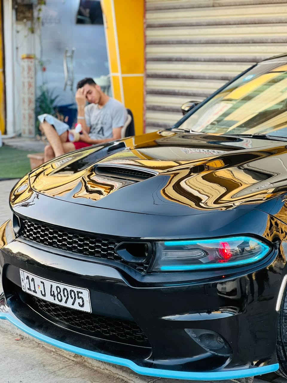 جارجر RT2022
 هيمي 5700
سوبر تراك باك 
ماشيه 36 ميل فقط
سماعات الباين 
شاشه كبيره 
لد متغير 
اكسل srt قفل 
كاردن srt 
جهاز لهب 
عليها تفريغ وبرمجة 
حادث بنيد تبديل (بدون داوخل شاصي لغد مكفول)
جاملغ الخلفي باب خلفي بي بارد
موجود سونار مالتها وصور الحادث 
سعر 250 $ بيها مجال بسيط. 
العنوان بغداد جميله شارع خير الله 
***********
