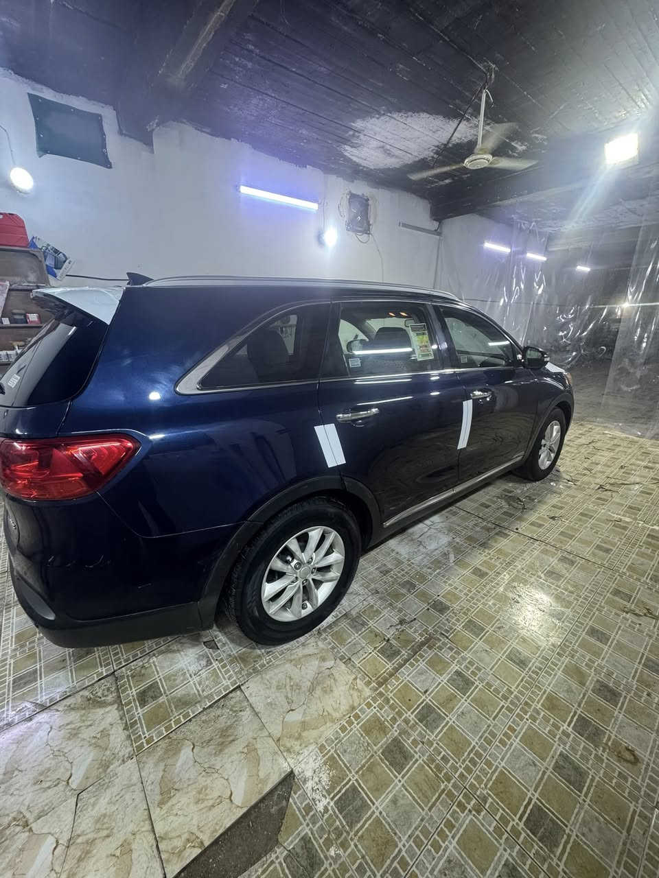 سلام عليكم سورنتو للبيع وارد امريكي حادثها قطعتين مصلحات نفسهن بدون تبديل شرد مكفوله من الدواخل والتبديل ٦ سلندر ٧ راكب مكينه مكفوله ما مفتوحه كير حداديه مكفوله سياره حلوه ومناسبه 143 وبيها مجال للشراي متوازي علبيع 
مكلف بل نشر اتصال فقط 
***********
