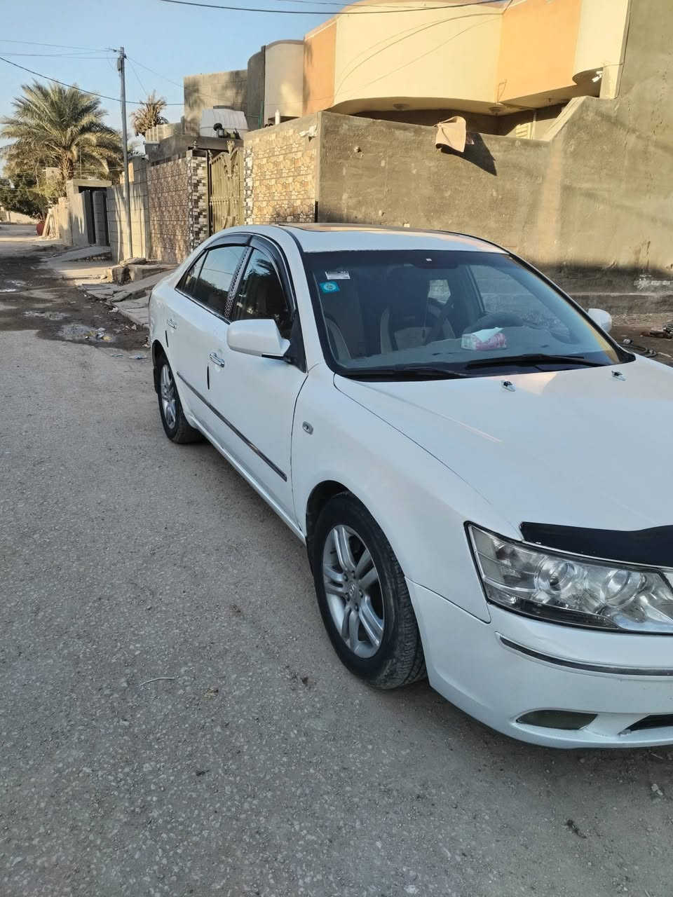 السلام عليكم سوناته للبيع موديل 7محدثه 10مصبوغه عام للجماليه بيهه طخه بلجاملغ  الامامي عكس السايق رقم بغداد الانكليزي بسمي خليجية فول مواصفات مكينه وكير وكهربائيات وتخم تايرات وتبريد كله جاهزه مكينه 2400دوش حداديه 70بل100فتحه تحكم ستيرن كشن كهربائيّ حساسات خلفيه كشنات جلد شاشه كامره داخل صاج حاجب لد الاستفسار ولاتصال عل رقم ***********مكاني بابل الحصوه السعر (90)بيهه مجال قليل
