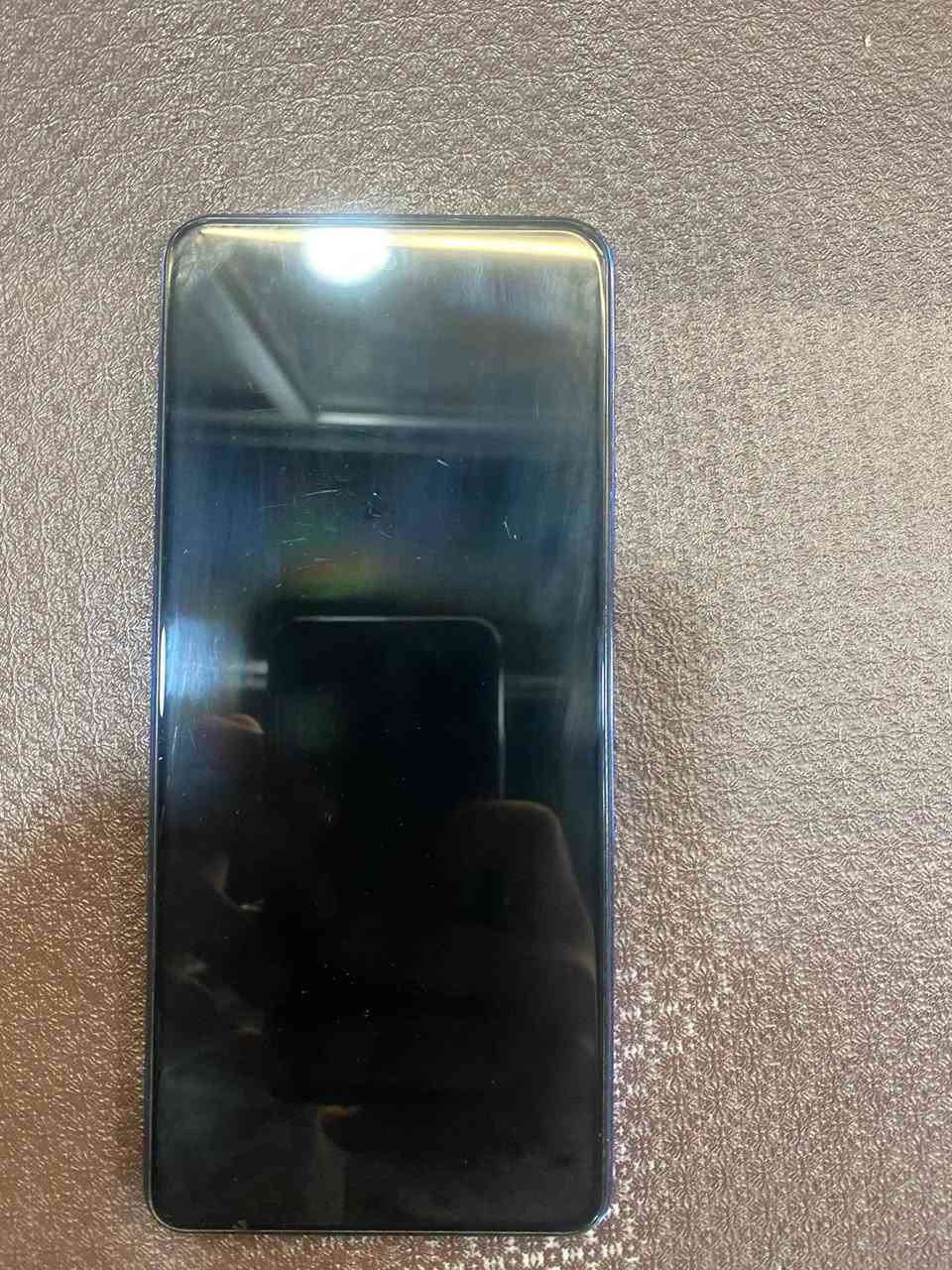 تكنو بوفا 5
120 فريم بالشاشة
60 فريم بالالعاب
البطارية 6000
الرام 13
الذاكرة 256
الكاميرا 50M
الشاشة 2460×1080
مراوس ب ايفون فقط او نزل جهازك واشوف
الرقم ***********
المكان ديالى بعقوبة
