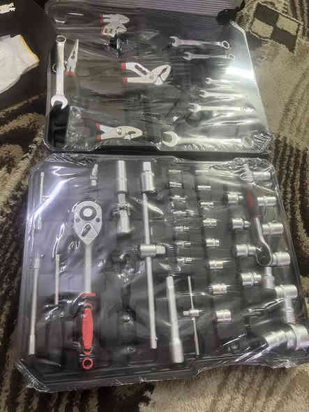 سلام عليكم عد كامله ومرتبه بهاذ شكل وجنطه وياه أربع قطع سعر خاص وهاذ رقمي هماتين ***********
