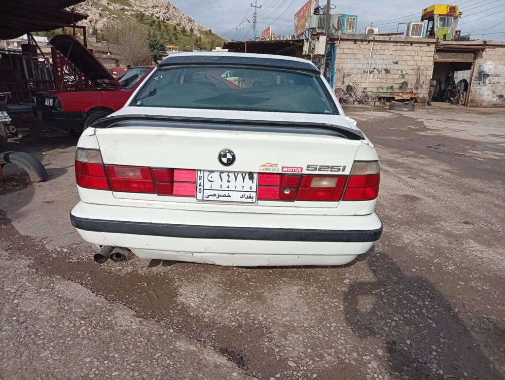 بیئێم مۆدێل 93 ی کەبس 525ی تۆماتیک فول مواسفات گێڕومەکینەو ئەکسل و تەقە ڕەقەی بەشەرت تایە و ویلی لۆکە شنایزەری دوو سایز ماڵی دۆستە سەیارەکە سعری 22گەڵاو بەحاڵ مجال ***********
شوێن سیدسادق حلبجة, السليمانية
