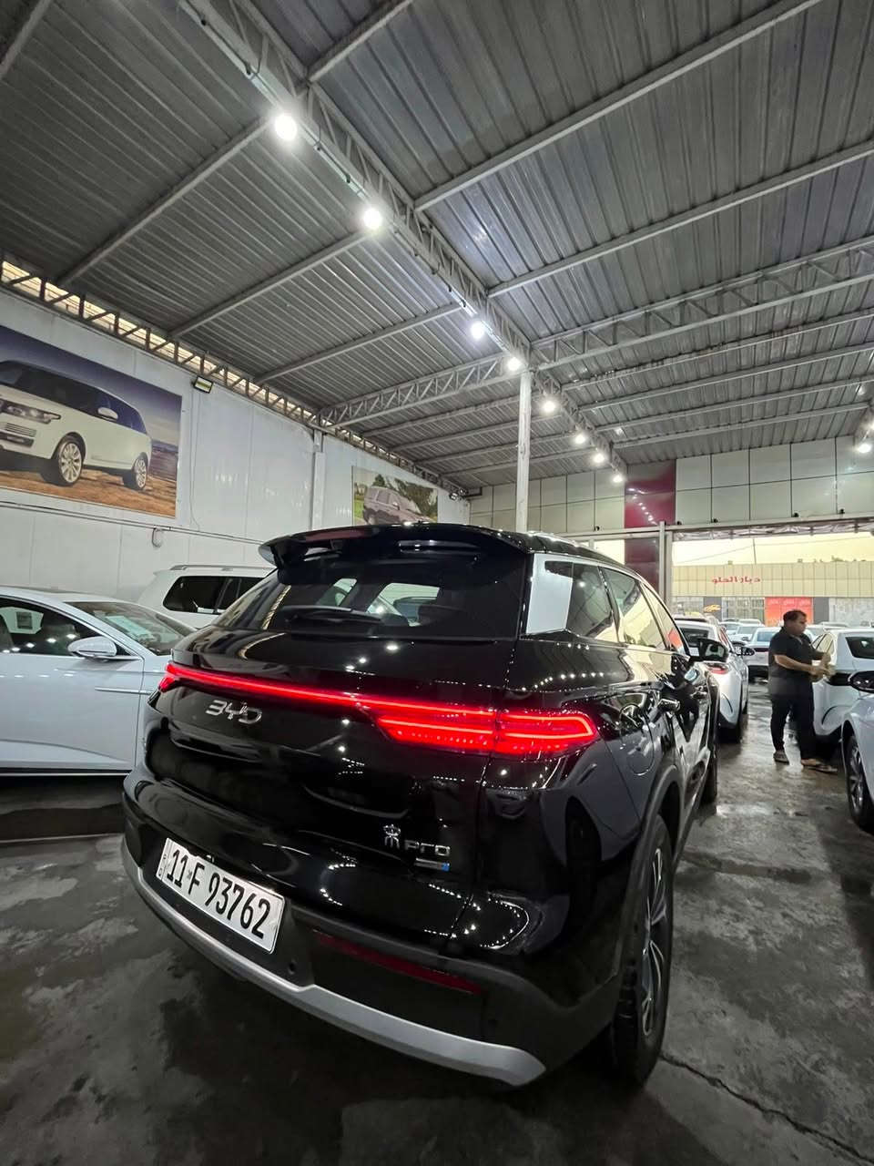 يتوفر في معرض دار السلام لتجارة السيارات 
معارض البياع
سونك برو BYD
موديل 2025
اللون الاسود الملكي
المواصفات فول عدا البنوراما
بصمه 
جلد
كرسي كهرباء 
شاشه وسطيه كبيره
تحكمات جهتين
حساسات اماميه خلفيه
١٣ كامرا
اوتوبارك
حساسات استشعار
ماشيه ٩ الاف
مكفوله من ضربه وصبغ
للاستفسار
***********
***********
