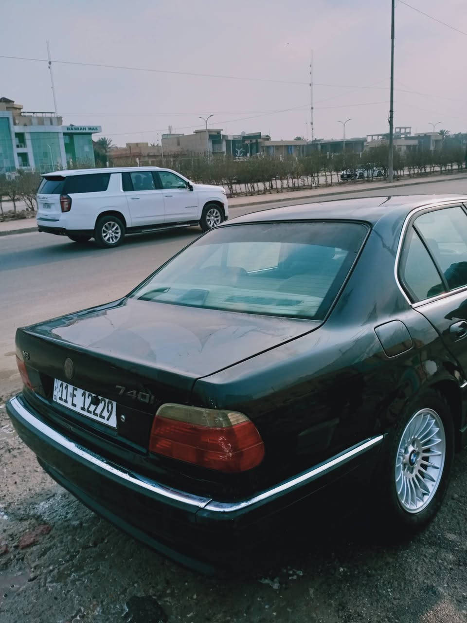 BMW740I سيارة جاهزة گير مكينه مكفوله تبريد صبغ عام فقط ***********
