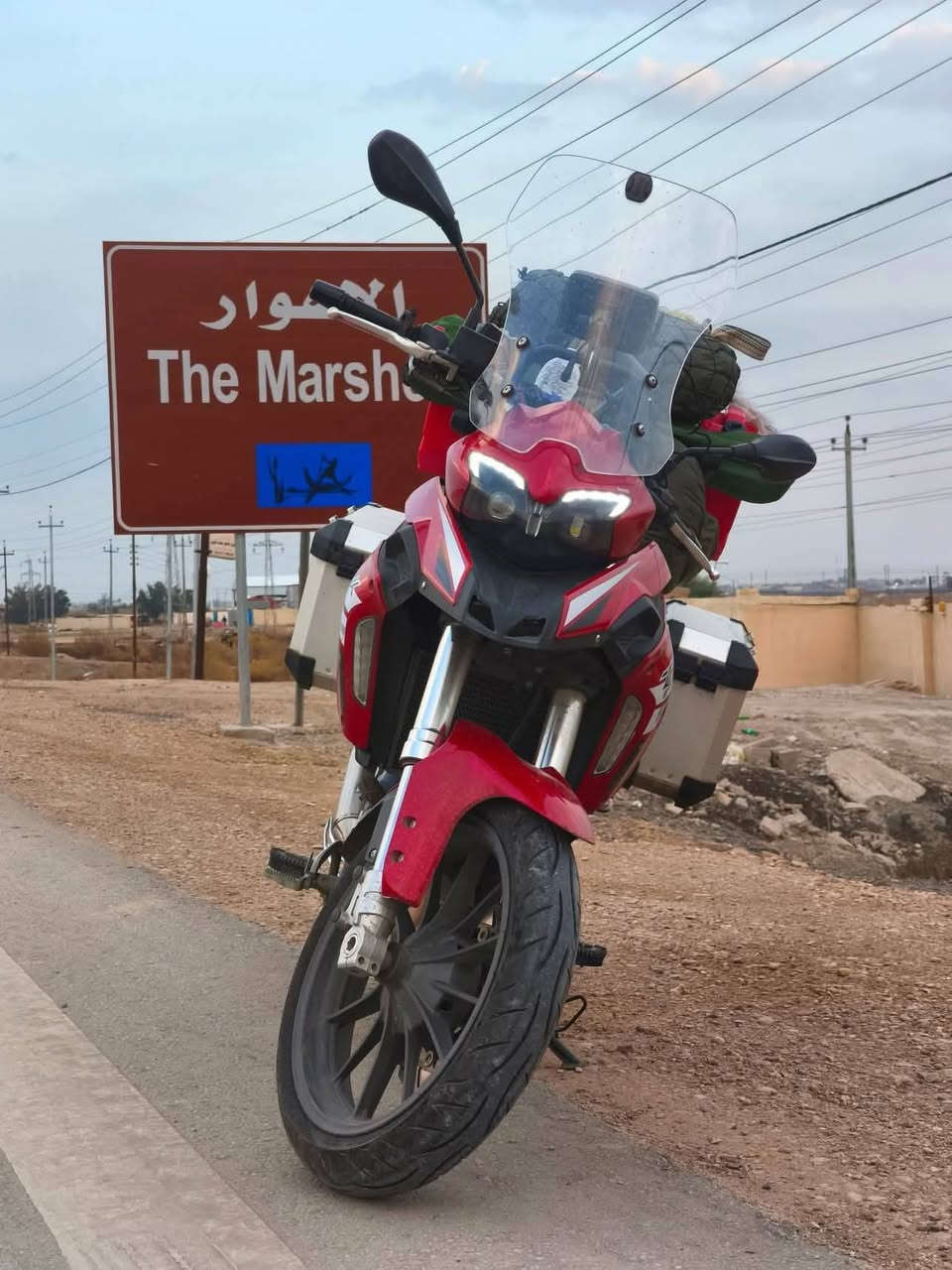 السلام عليكم
Benelli TRK 251 للبيع بدون مراوس 

الأضافات البيها ( استيراد شخصي و مو تجاريات ) :

- درع خاص مالتها

- الصناديگ البلادية مال بينيلي عدد 3

- دبات 5L ثنين وية قفل اصليات

- شاشة اندرويد اوتو و كار بلي لمس اصلية و سلسة ( الكيبل مالتها موجود بس مرابطها عالتشغيل استخدمها بال USB )

- جامة امامية طويلة تحمي من الهوا و الحشرات ( استخدمها بالسفر ) و الجامة البلادية هم موجودة 

- درع ايد باليدات

- قارئ ڤولتية و جداحة و منافذ USB شحن سريع

- ستاند اصلي مانع اهتزاز ( يفيد للايفون و اي موبايل بيه OIS لان يعطل الكاميرا مالتك اذا تستخدم ستاند بدون مانع اهتزاز ) يدعم شحن لاسلكي سريع 15w و منفذين TYPE C و USB عادي ثنينهن شحنهن سريع

- كب هولدر

- قارئ ضغط و حرارة التايرات وية ساعة

- استرايح ايد للراكب +  اسفنج عالصندوك بظهر الراكب

-حمالة طفاية حريق 
ماشية 19 الف وعليها ادامة بلكات وزنجيل وكلجات ودهن

مكانها بغداد السيدية 

السعر 5 ملايين وبيها مجال للشراي 
للتواصل:***********
