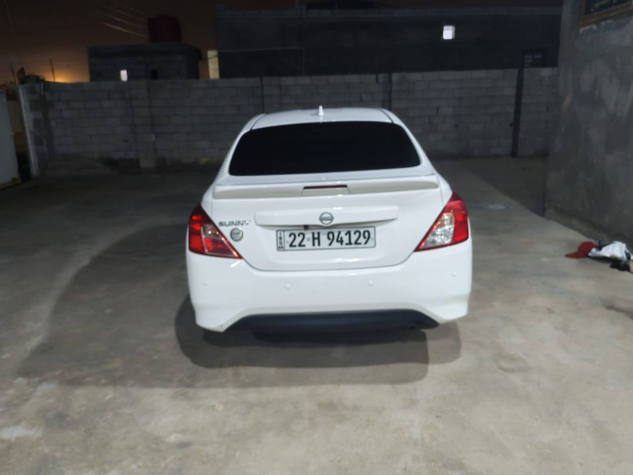 سلام وعليكم نيسان سني موديل 24 ماشيه 64 هندي أبو البليته سعر 123 وبيهه مجال ***********
