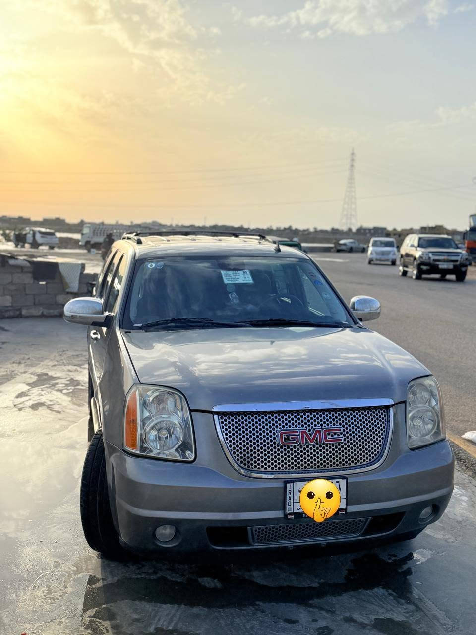 سلام عليكم للبيع جمسي يوكن بترامديل 2008 رقم بغداد مشروع وطني شرط تحويل السياره جاهزه كير مكينه حداديه تايرات السيارة غرفة ملكي دواخل اسود تبريد ثلج السيارة مصبوغه حزام جماليه السعر 165 وبيها مجال لشراي 
الاستفسار الاتصال برقم  *********** 
مكانها البصرة المدينه
