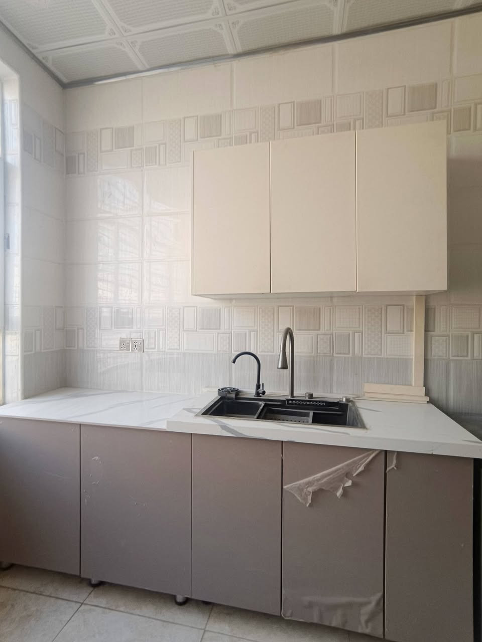 كاونتر وطباخ وفرن ومايكروساحبة دهون والسنك الكوري للبيع


**إذا كنت صاحب هذا الإعلان وتريد حذفه لأي سبب، رجاءا أرسل رسالة إلى الدعم الفني**