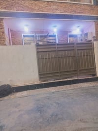 مشتمل ايجار2نوم وصاله ومطبخ وخدمات الموقع الدوره شارع 60 ايجار550 0770...