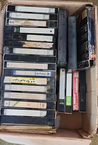 كاسيت فديو العدد 44 للاستفسار الاتصال على الرقم 07708740740 يوجد توصيل...