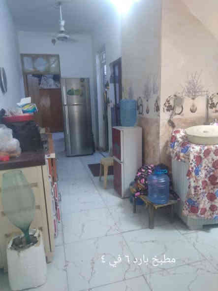 بيت للبيع المساحة ٨٠ م ٤ في ٢٠ العنوان بغداد حي اور قرب جامع الحجي امجيسر او خاتم الانبياء المنطقة حي الزهراء البيت مدخل واحد الاساس رفت صب ارتفاعه من الشارع ٦٠ سم ومجارية تاسيس جيد وصالة ٤ في ٥ ومطبخ حار وبارد وغرفة نوم ٤ في ٥ وبيتونة ٤ في ٦ وسكف البيت كله صب حت سكف البيتونه هم صب سطحين وكله مطبك كاشي وسيراميك والحمام مشترك تواليت وحمام  خدمات ماء كهرباء ومجاري رئيسية تبليط البيت مرتب ومضبوط كل المنطقة واقع حال مكاتبة بين الطرفين فقط المنطقة مرقمة ٣٢٩ محلة ٤٩ زقاق ومقدمين على معاملة في الطابو والسعر٦٠ وبي مجال بسيط رقم ***********
