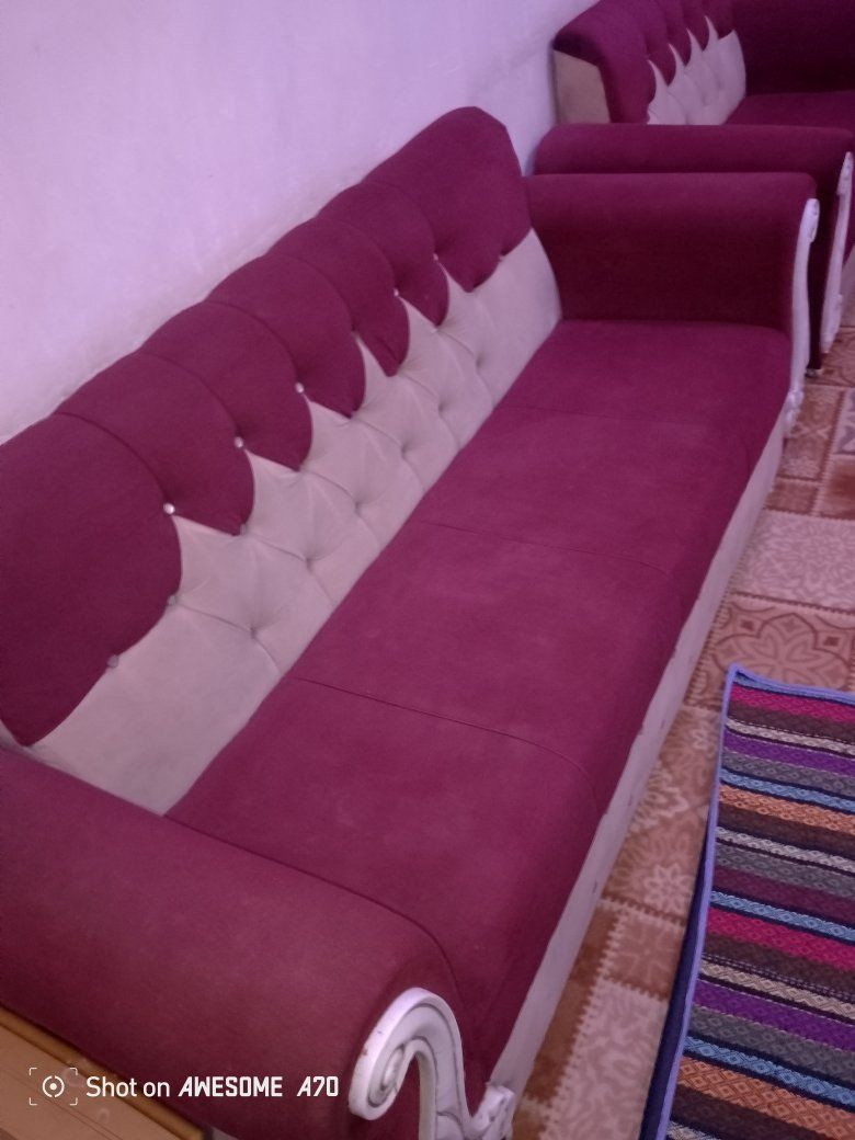 تخم 10 مقاعد نضيف جدا اخو الجديد مابي اي ضرر السعر 150 وبي مجال 
العنوان عفك 
***********
