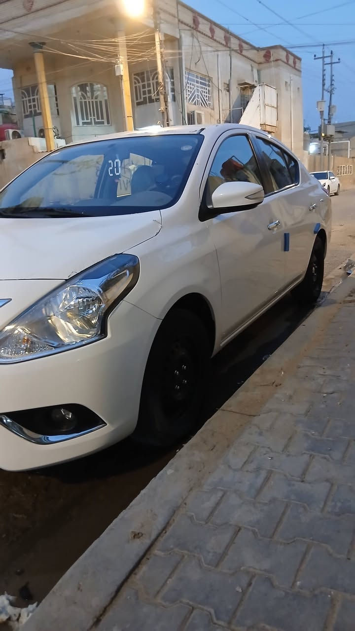 السلام عليكم 
موديل 2025 
اخوان السياره مكفوله كفاله عامه من اي شي 
السياره تحكم استيرن اشاير جانبية تبريد خلفي 
اربعه جام كهرباء شاشه اصلي تدعم الكار بلي
السياره مدوشمه ارضيات معا صندوق والله انظف من الصوره بهواي ماشيه 65الف 
السكن البصره الأمن الداخلي السعر 
125وبيها مجال كلش قليل
رقمي ***********
