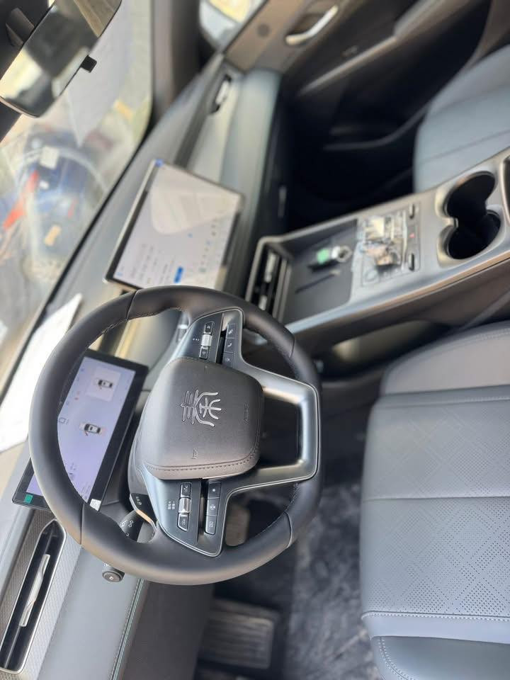 البيع فقط نقد لا نتعامل في الاقساط نهائيا
وصل يم شركة بغداد المركزي الجديد الجديد بس يمنه 

وصول وجبة جديدة – BYD جن بلاس 🔥

🚗 نص فول & فول مواصفات

الفول مواصفات = قمة التكنولوجيا والراحة:

✅ 13 كاميرا

✅ رادار

✅ حساسات

✅ أوتو بارك (اصطفاف تلقائي)

✅ فتحة سقف

محتويات السيارة 

✅ بصمة + كارت+ شاحنه + ارضيات

✅ تجهيزات كاملة

✅ تسليم فوري

💰 سعر صافي بدون دلالية

❌ غير متوفر أقساط نهائياً

⚠️ البيع نقد فقط – الكمية محدودة جداً

الفرع الاول -🚗مجمع معارض البياع _ مدخل الرئيسي _ معرض بغداد المركزي 

🏢 الفرع الثاني 🚙شركة بغداد المركزي - اليوسفيه سيطره 75 قرب مدخل بغداد القديم 

📞*********** 

🔥 إذا تريد سيارة فول حقيقية… جن بلاس هي الاختيار الصح
