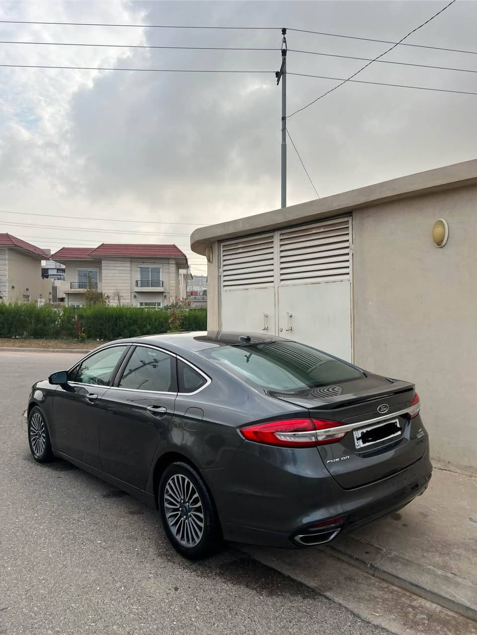 Ford fusion 2017 full  
20 torbo 
سلاید 
کوشن جلد
کوشن هیتەر
ئاوێنە هیتەر
کوشن خەزن 
بەسمە و شەغال
شاشە گەورە 
کارپلەی
١٢٠ مایل
مواسەفاتی زۆرە….
٢ پارچەی کلێرە بێ دەعم 
یەک کارتی بچوکی هەیە
بێ دەعم 
بێ ئێرباگ
مەکینە ٢٠ تۆربۆ نەکرایتەوە بەشەرت

رەقەمی نوێیە
سەیارەکی تابلێی پاک و خاوێنە
0751 852 8818
ناونیشان : هەولێر 

سەیارەکە بۆ فرۆشتن و گۆرینەوەیە أربيل, العراق
