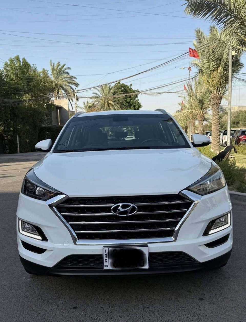 سلام عليكم توسان خليجي 2021 رقم اربيل الجديد مكفوله بيه بارد باب السايق الباقي مكفول فول مواصفات عده البانوراما 
بصمه 
شاشه جبيره 
تحكم استيرن جهتين 
انضمت قياده 
انضمت ترحيب 
كشنات كهرباء 
قطعتين تبريد 
ثلاجه بالجكمجه 
شاحن لاسلكي 
مري شفط اشاير بالمري 
حساس امامي خلفي 
كامره خلفيه 
يدات نيكل 
لد امامي نهاري 
كشاف ضباب خلفي 
ويل حجم 19 بلادي 
السياره جديده ماشيه 77 الف حقيقي للبيع 207 وبيه مجال بسيط *********** مكانه بغداد
