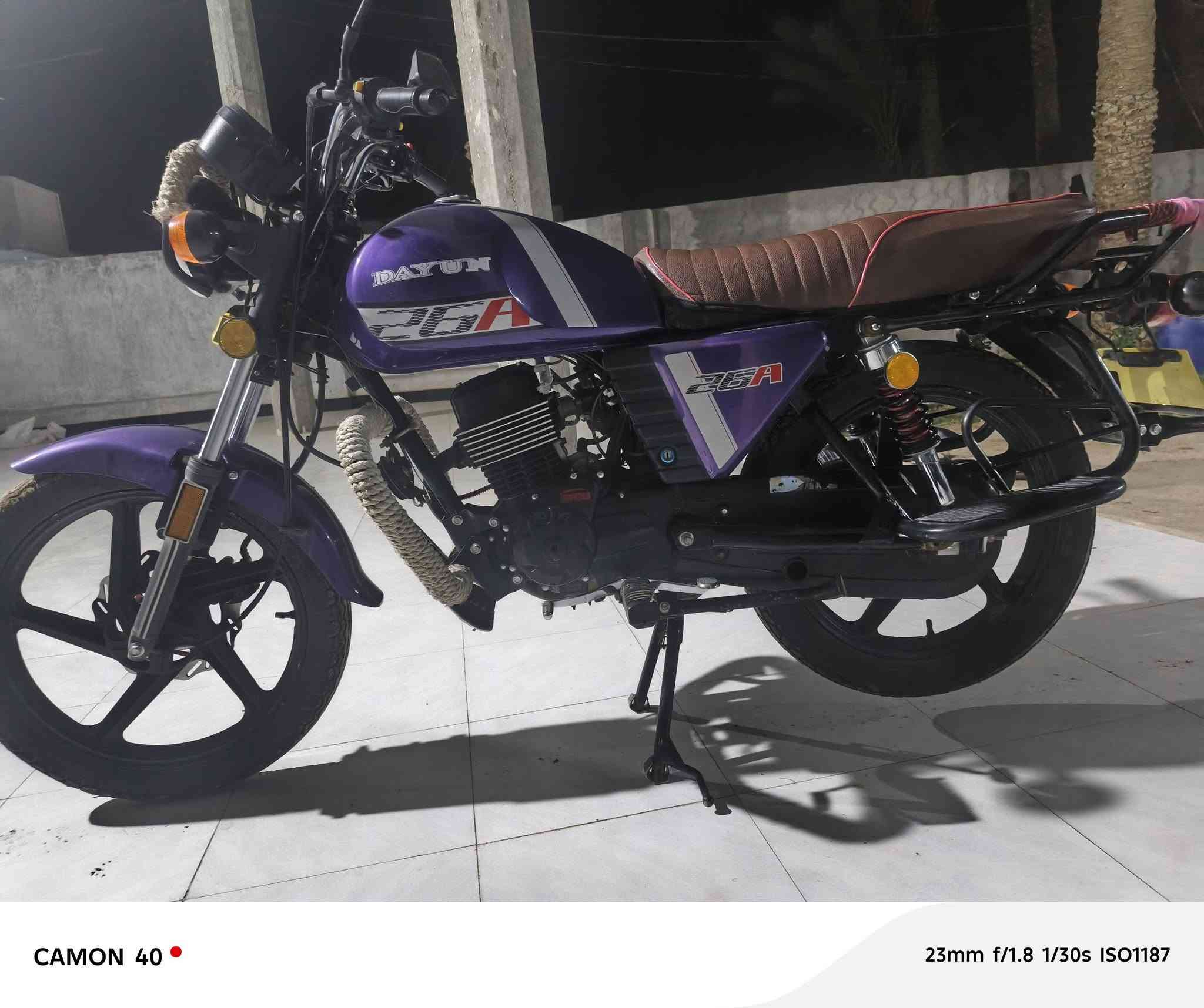 السلام عليكم شباب دايون للبيع مديل 24 اوراق سكنر 
كهربايات كله شغاله مكفوله نضافه فول لون نيلي شرط تجي تفحص دراجه ما متعوبه من الدوام للبيت محرك 200 بابل ناحيه الطليعه خاص موجود او تصال *********** وللشراي بي خير ويدلل
