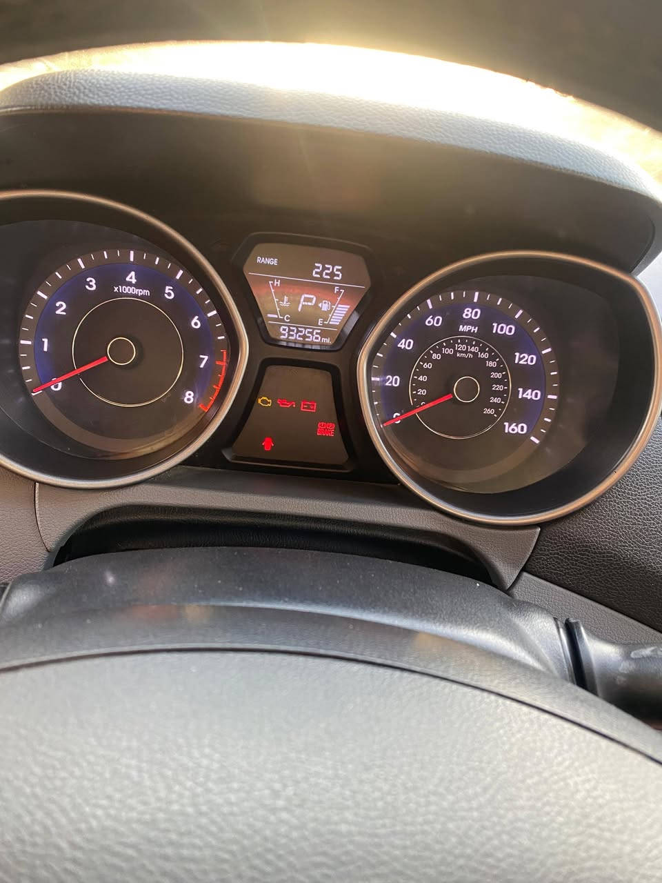 السلام عليكم.. النترا ٢٠١٦ وارد امريكي ضررها جاملغ خلفي فقط محرك ١٨٠٠ دوش مكفول ماشيه ٩٣ حقيقي رقم بغداد بأسمي السعر ١٢٢ بيها مجال بسيط مكانها بغداد الدورة.. هاتف ***********
