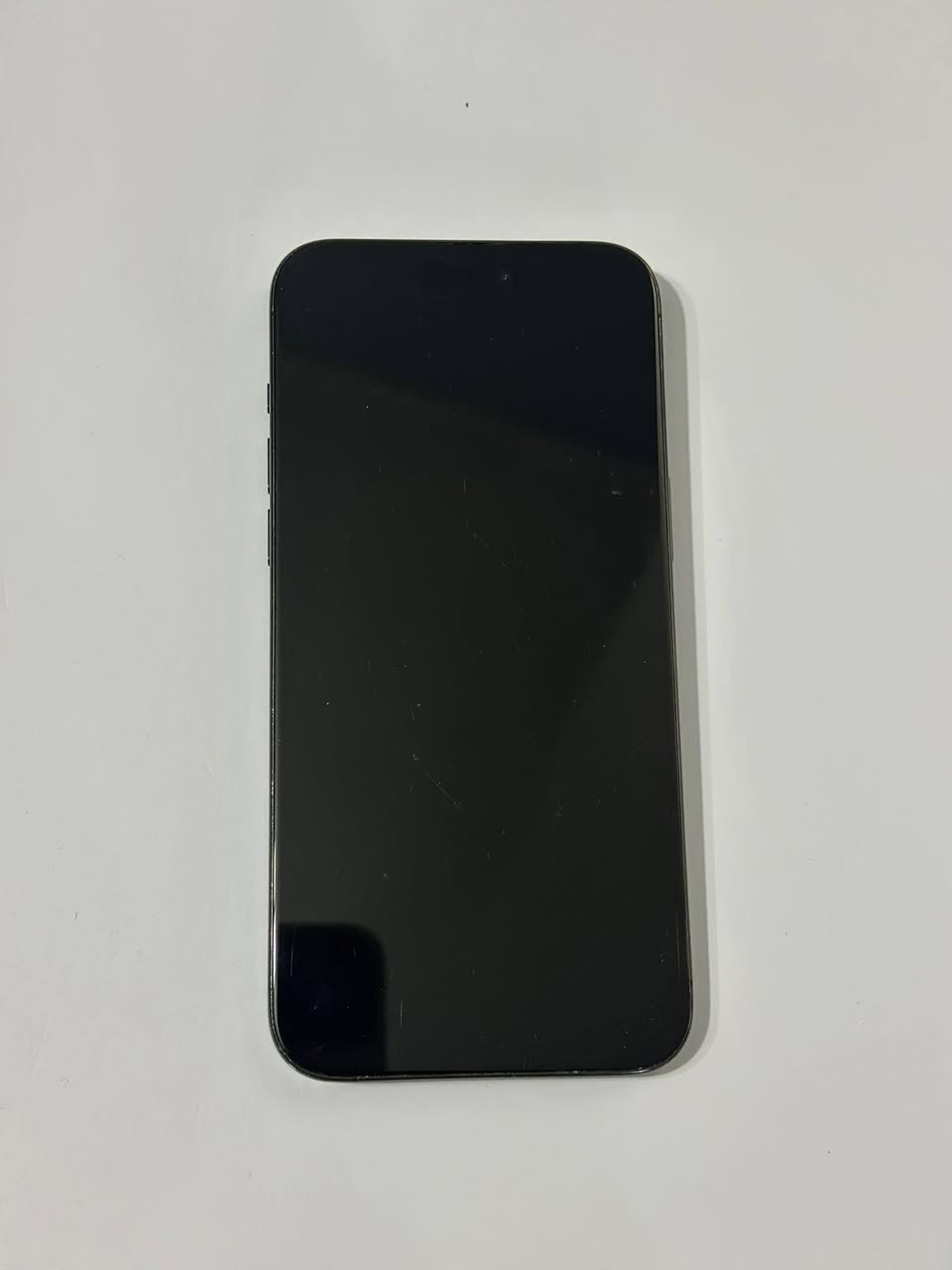 ايفون ١٥ برو ماكس
ذ٢٥٦ 
بطاريه ٨٩ 
عربي شرق اوسط ماستر جهاز باكيته وياه 
بي شخوط بل شاشه موضحه بل صوره 
وضهر من جوه شويه طالع لا غير 
سعره ٩٣٥و مجال بسيط جدا للشري 
مكاني بغداد السيديه 
***********
