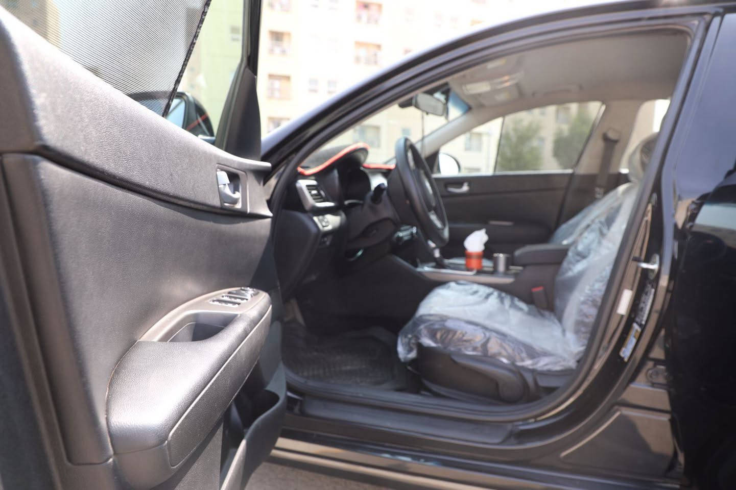 السلام عليكم 
للبيع 
اوبتيما 2019 امريكي لون اسود رقم اربيل الجديد بأسمي
ماشية 82 الف قابل للزيادة
حادثهه بنيد صبغ وتبديل باب خلف السائق نفس اللون 
(بدون ايرباك السيارة)

المواصفات FE
شاشة ابل كار بلي واندرويد اوتو
كاميرا خلفية
تحديد مسار 
نقاط عمياء
اشارة بالمراية
رادار امامي 
حساس خلفي
كشنات جلد (دوشمة درجة اولى)
مانع تزحلق 
تحكم ستيرن جهتين 
كروز مثبت سرعة 
باتري جديد وتخم تاير جديد 

مكانها بغداد بسماية
السعر المطلوب 123 ورقة وبيهه مجال للشراي
 للتواصل خاص او تلفون 
***********
